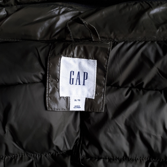 GAP Primaloft Super Warm Down Vest - Picture 9 of 10